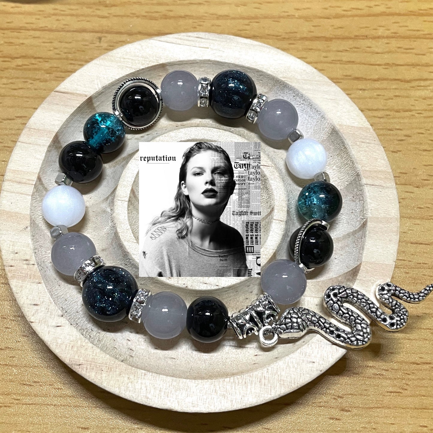 Original design and handmade-Taylor Swift friendship bracelet-“Reputation" album