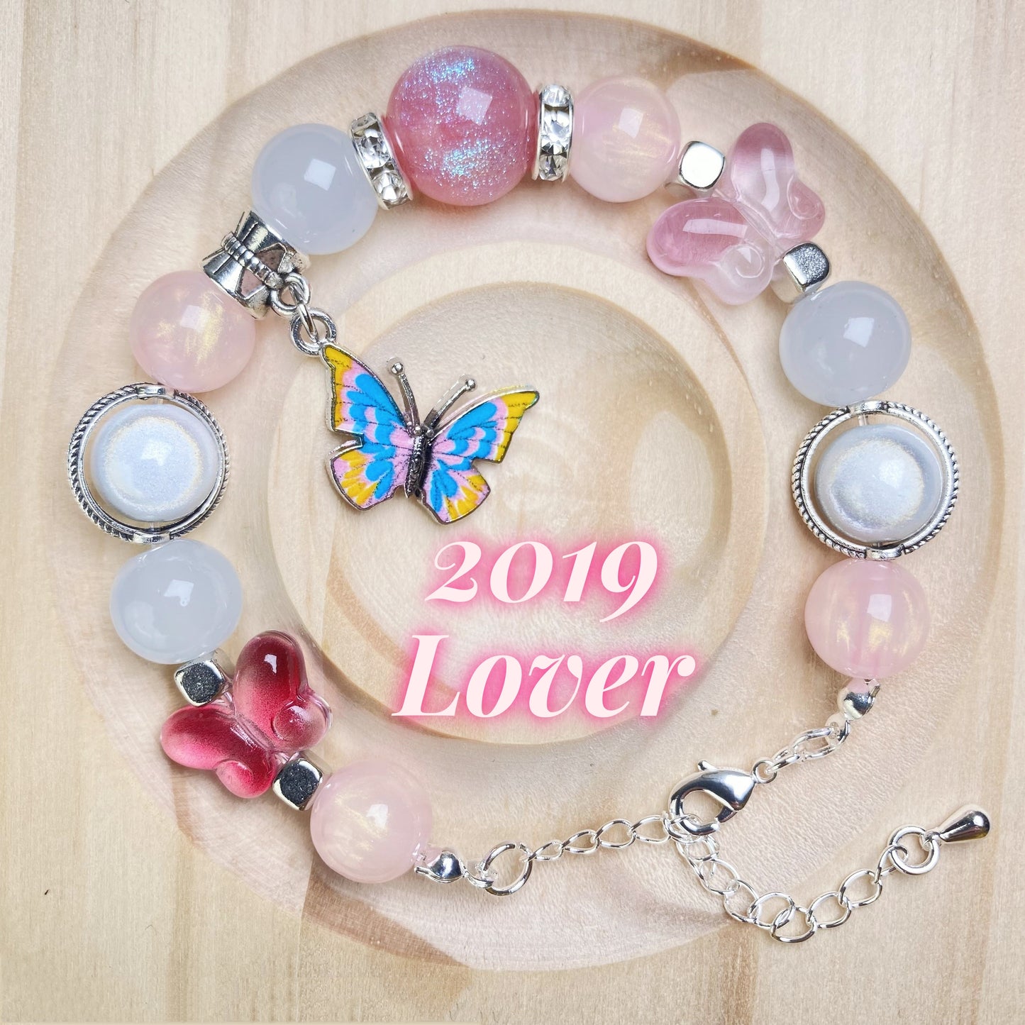 Original design and handmade-Taylor Swift friendship bracelet-“Lover” album